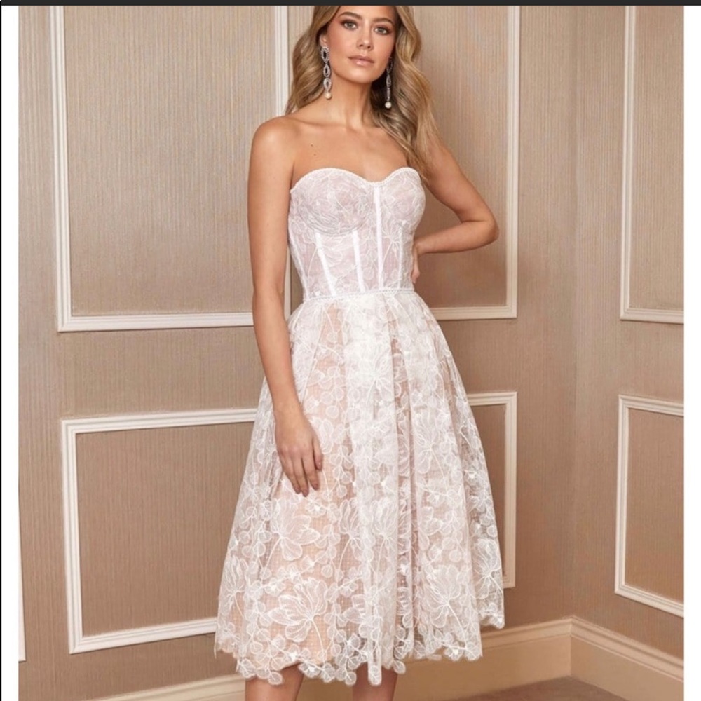 NWT Nadine Merabi Olivia White Dress - Medium